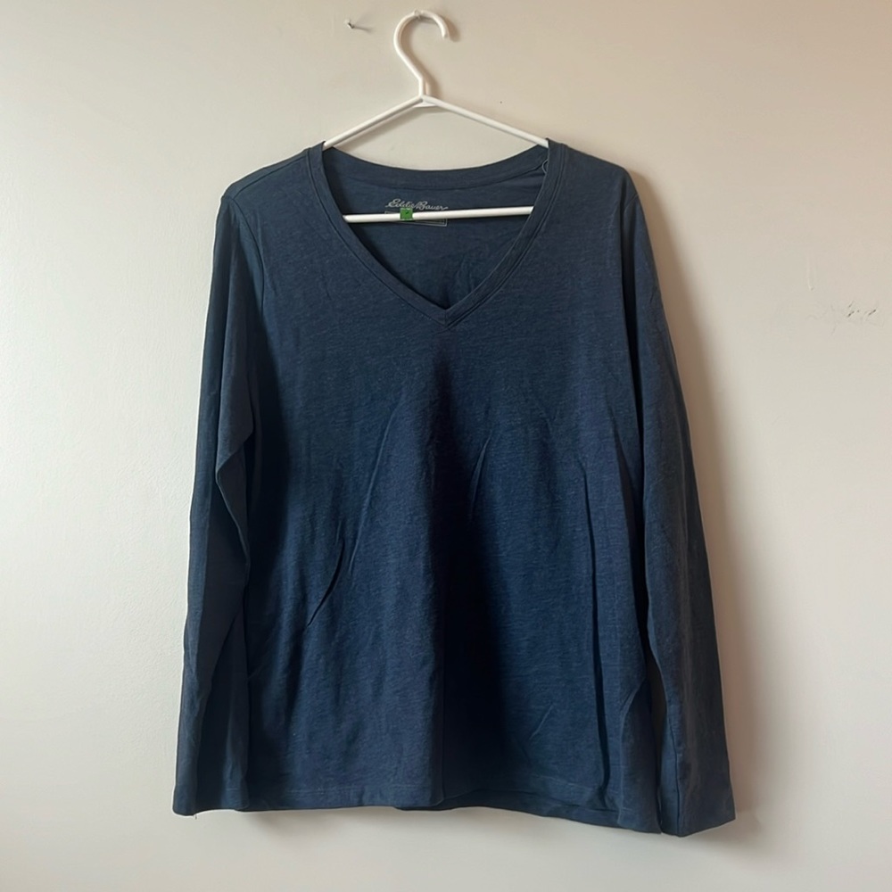 Eddie Bauer, long sleeve V-neck shirt